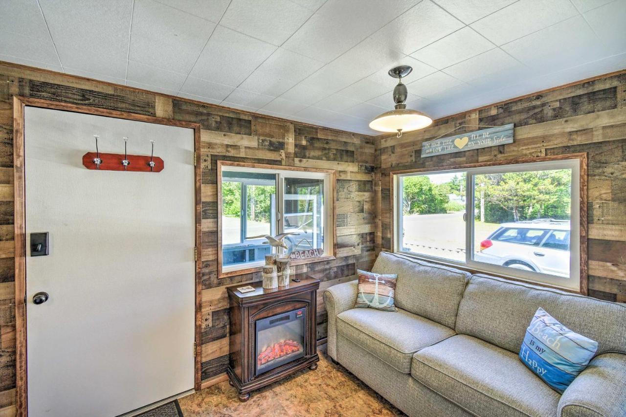 Coastal Pnw Gem With Hot Tub - Walk To Beach! Grayland Esterno foto